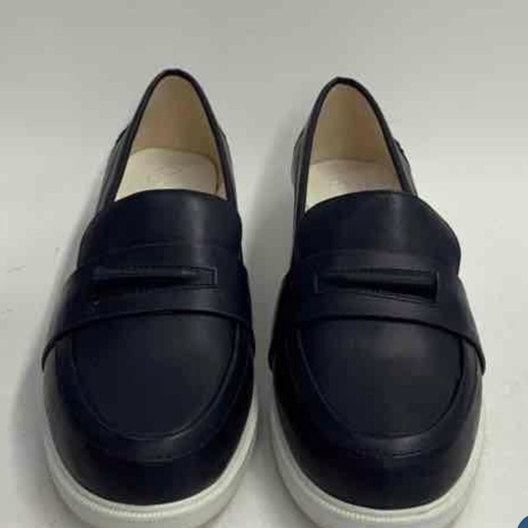 Tory Burch Black Leather Slip-On Loafers, size 8 1/2 - Picture 2 of 10